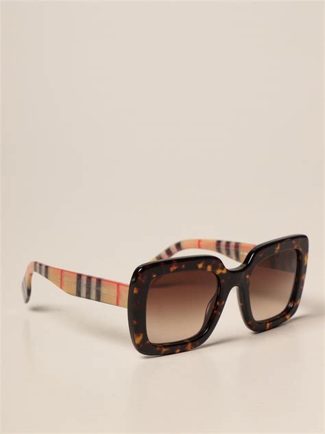 occhiali burberry offerta|Burberry Limited.